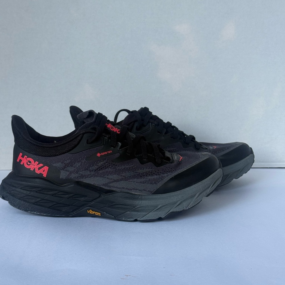 HOKA Womens Speedgoat 5 GTX Spike Running Shoes